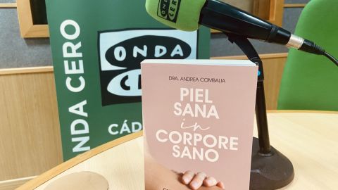 "Piel sana in corpore sano", el libro de Andrea Combalia