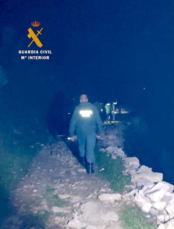 La Guardia Civil realiza, durante el fin de semana, dos rescates en zonas de montaña de la provincia de Cáceres La Guardia Civil realiza, durante el fin de semana, dos rescates en zonas de montaña de la provincia de Cáceres