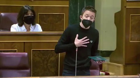 Gritan "¡vete al médico!" a Errejón cuando exigía al Gobierno una estrategia de salud mental Gritan "¡vete al médico!" a Errejón cuando exigía al Gobierno una estrategia de salud mental