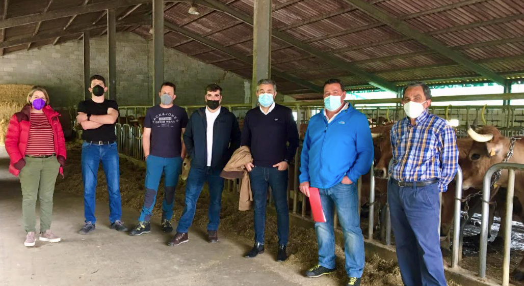 El Principado defiende un plan sectorial específico para la ganadería de la cornisa cantábrica en el marco de la nueva PAC El Principado defiende un plan sectorial específico para la ganadería de la cornisa cantábrica en el marco de la nueva PAC