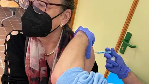 ANTONIA MARTIN ANTONIA MARTIN