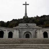 La familia de Primo de Rivera se adelanta al Gobierno y pide exhumar sus restos