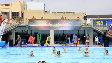 Imatge de la celebració del “Mulla’t per l’esclerosi” al Club Nació Atlètic-Barceloneta al juliol del 2020. Imatge de la celebració del “Mulla’t per l’esclerosi” al Club Nació Atlètic-Barceloneta al juliol del 2020.
