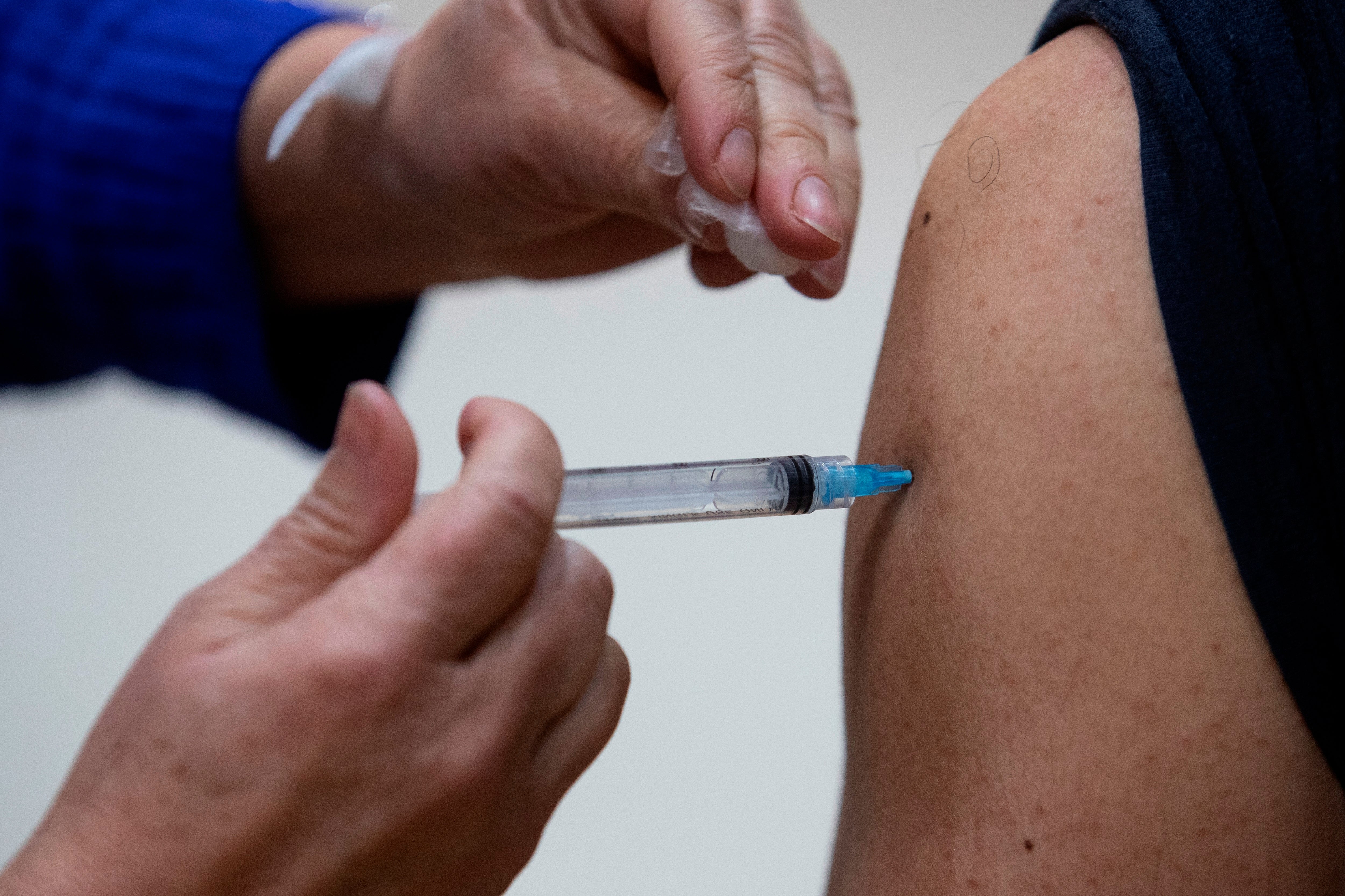 Valdecilla estudia los efectos protectores de las distintas vacunas contra la COVID-19 en la leche materna Valdecilla estudia los efectos protectores de las distintas vacunas contra la COVID-19 en la leche materna