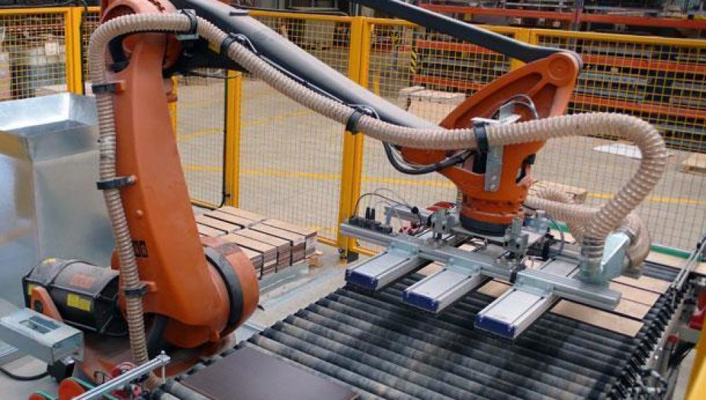 Comienza un ciclo de webinars gratuitos sobre cerámica e industria 4.0 Comienza un ciclo de webinars gratuitos sobre cerámica e industria 4.0