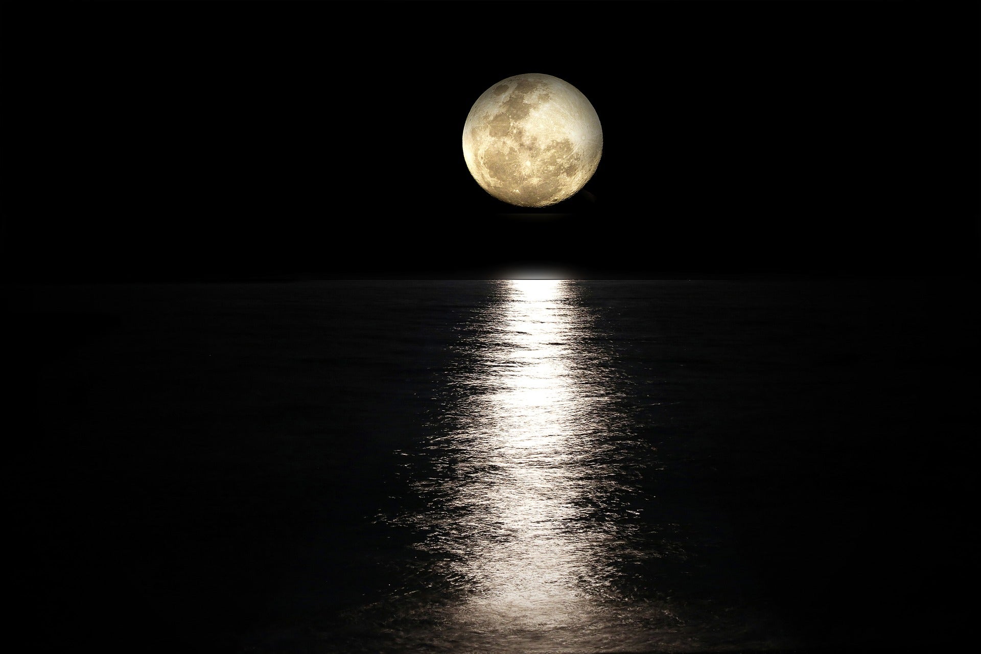 La luna y su magnetismo La luna y su magnetismo