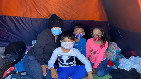 Migrantes en la frontera de Tijuana Migrantes en la frontera de Tijuana