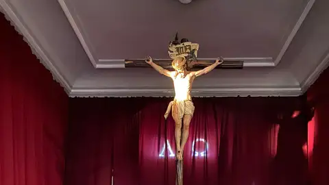 La Cofradía del Amor en el Santuario de la Victoria Viernes Santo