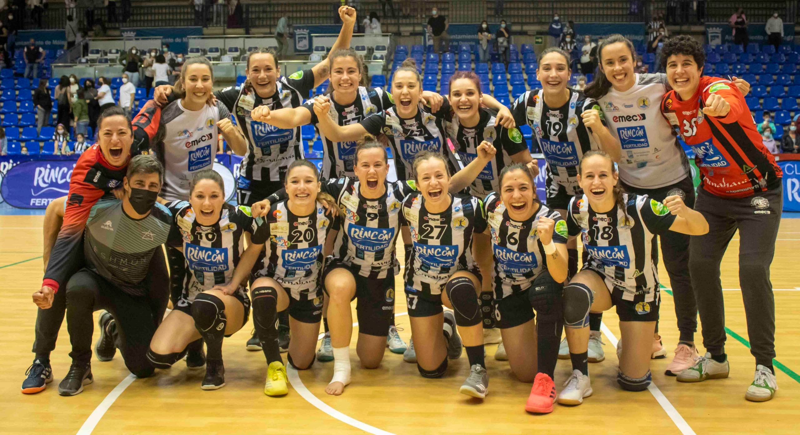 Pepa Moreno, presidenta del Rincón Fertilidad Málaga: "Dependiendo de la fecha del partido se podrá jugar en el Carpena o no" Pepa Moreno, presidenta del Rincón Fertilidad Málaga: "Dependiendo de la fecha del partido se podrá jugar en el Carpena o no"