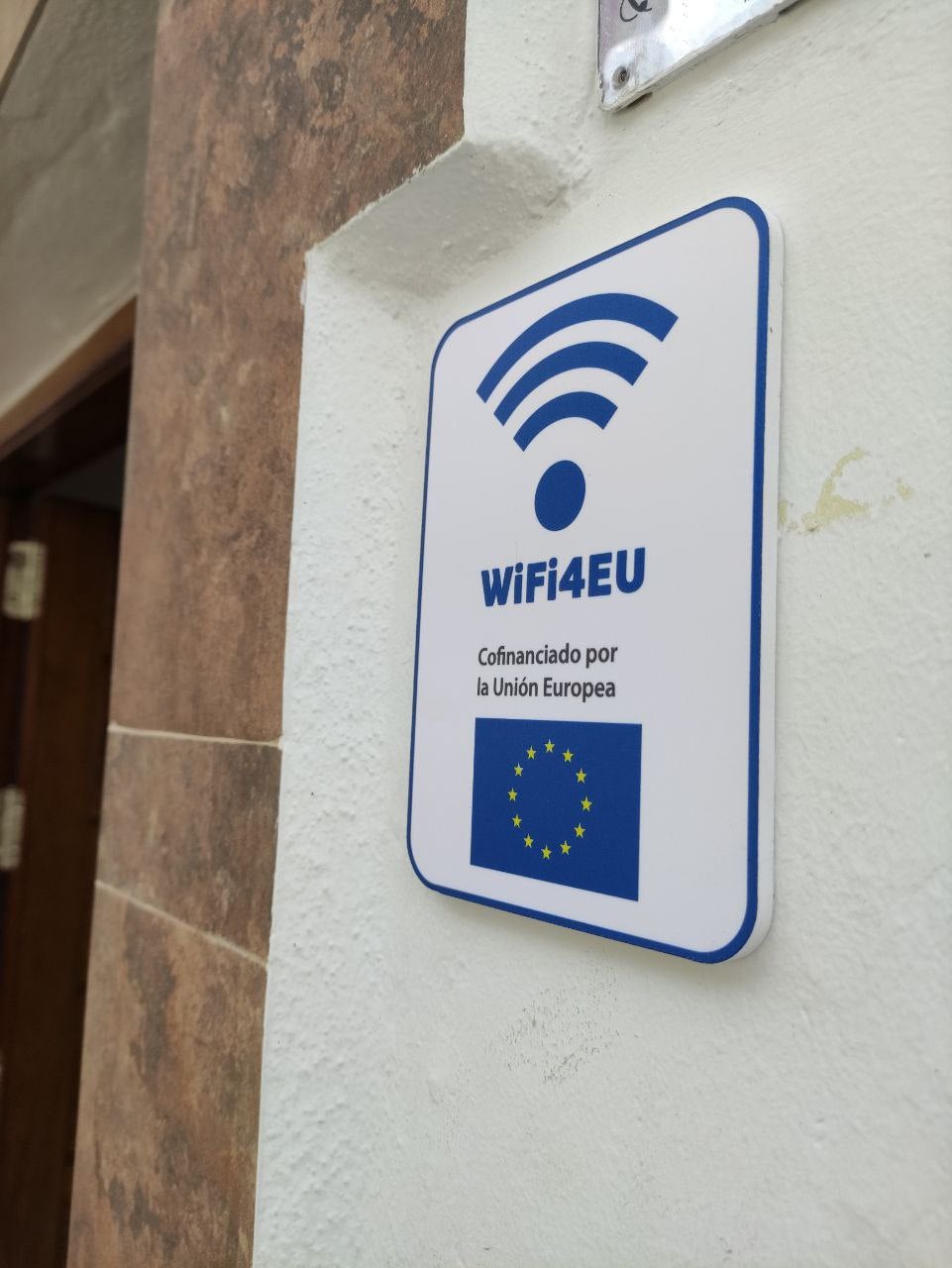 Antonio Mancilla, Alcalde de Los Guájares, nos cuenta como ya tienen wifi en los tres núcleos poblacionales Antonio Mancilla, Alcalde de Los Guájares, nos cuenta como ya tienen wifi en los tres núcleos poblacionales