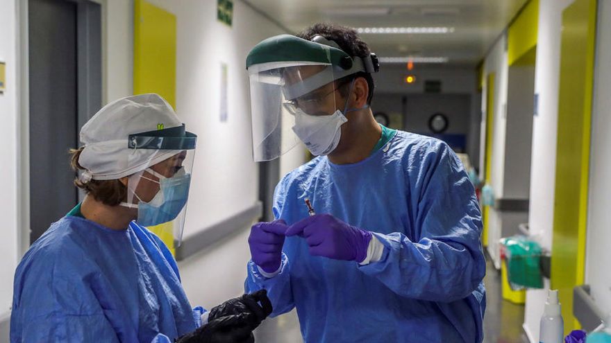 Covid-19: 2 personas fallecidas y 204 nuevos casos en CLM Covid-19: 2 personas fallecidas y 204 nuevos casos en CLM