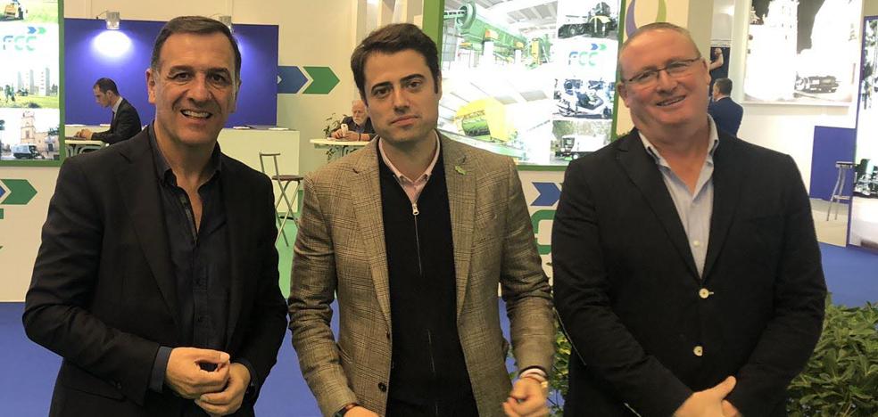 En Badajoz habrá estabilidad, dice el alcalde Francisco Javier Fragoso sobre Alejandro Vélez, uno de los que han abandonado Vox En Badajoz habrá estabilidad, dice el alcalde Francisco Javier Fragoso sobre Alejandro Vélez, uno de los que han abandonado Vox
