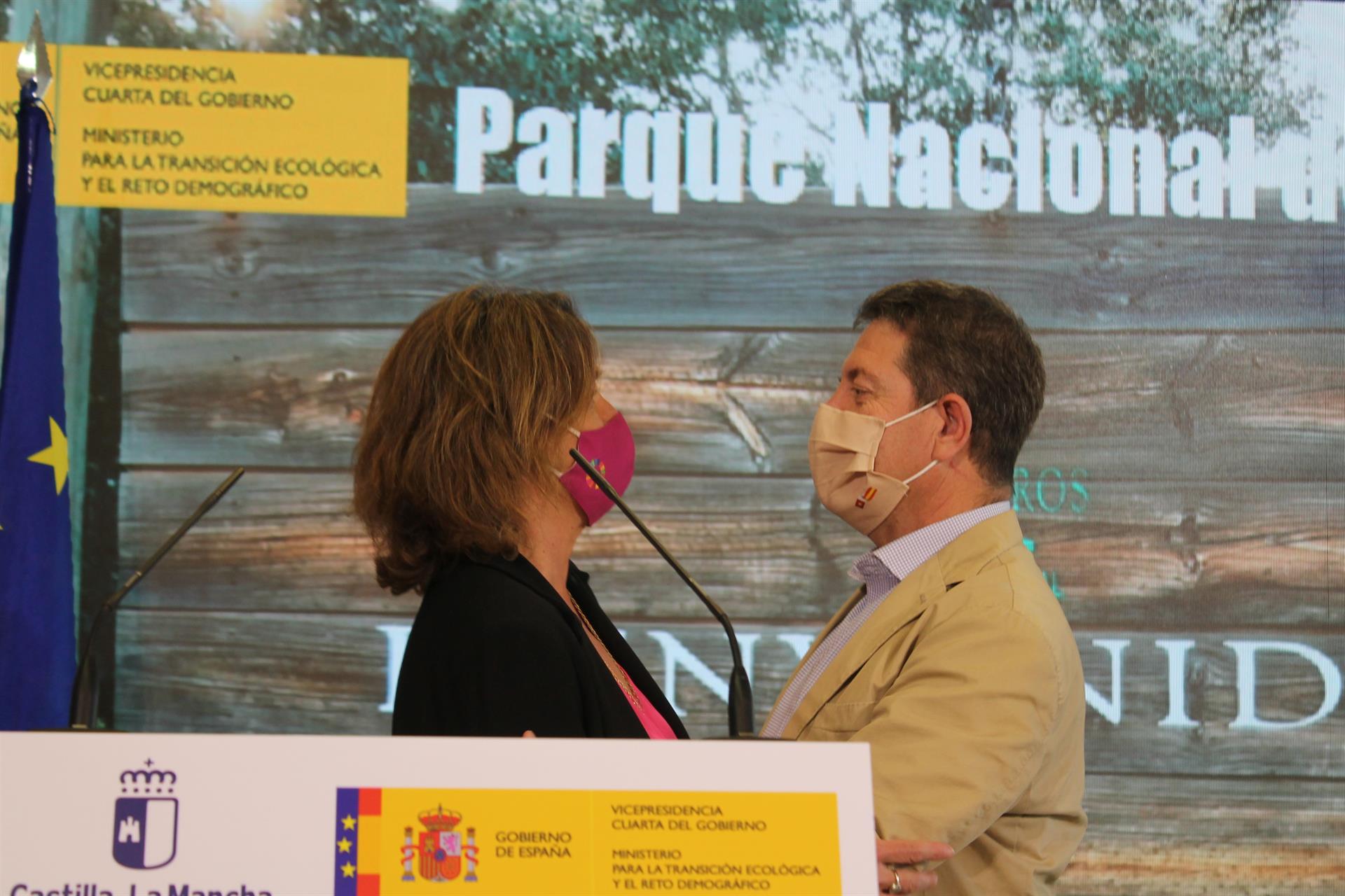 Page y Ribera avanzan en transferir la gestión de Tablas de Daimiel y Cabañeros a C-LM de cara a 2022 Page y Ribera avanzan en transferir la gestión de Tablas de Daimiel y Cabañeros a C-LM de cara a 2022