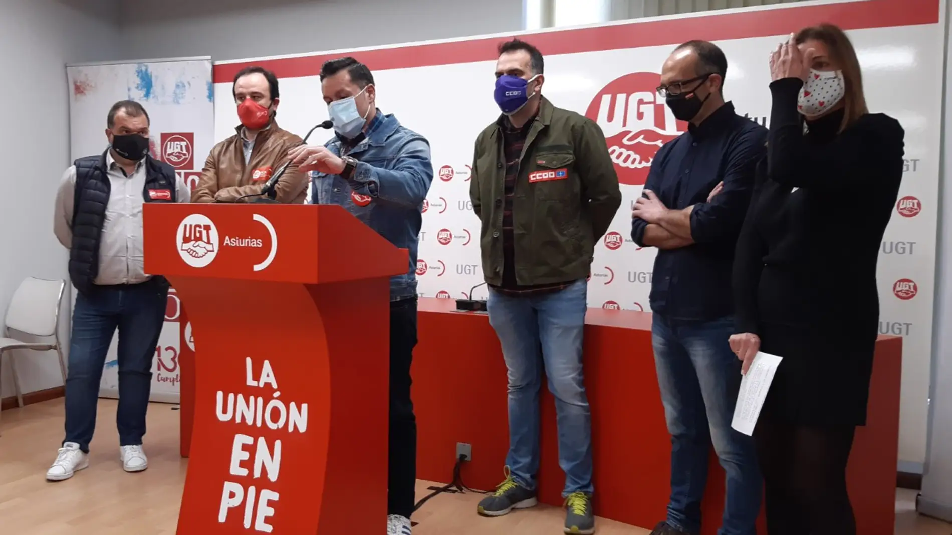 UGT y CCOO responsabilizan a Pedro Sánchez de la 'emergencia industrial' de Asturias