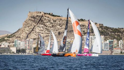 Una salida de la Vuelta al Mundo a Vela desde Alicante Una salida de la Vuelta al Mundo a Vela desde Alicante