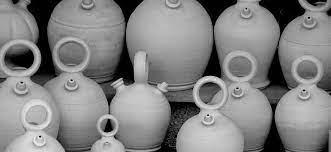 El Ayuntamiento de Agost impulsa la alfarería local y el uso sostenible del botijo frente a los envases de plástico El Ayuntamiento de Agost impulsa la alfarería local y el uso sostenible del botijo frente a los envases de plástico