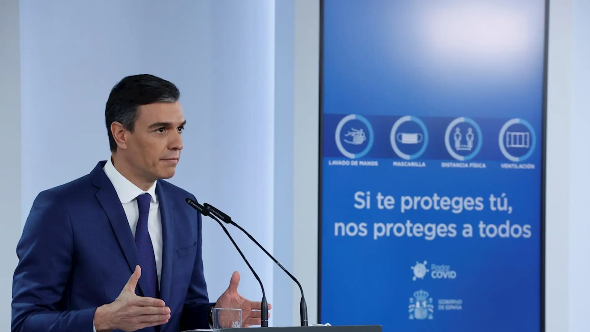 El presidente del Gobierno, Pedro Sánchez, en rueda de prensa tras la reunión del Consejo de Ministros, este martes en el Palacio de la Monclo