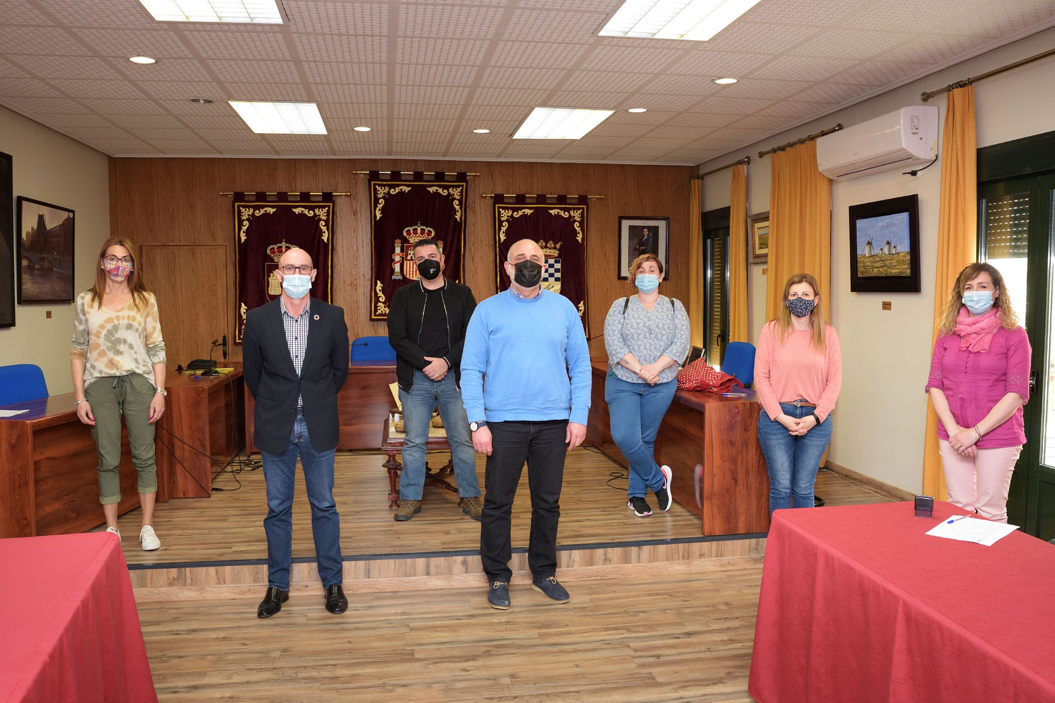 Las AMPA y el Ayuntamiento renuevan los convenios de colaboración Las AMPA y el Ayuntamiento renuevan los convenios de colaboración