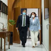 La vicepresidenta primera Carmen Calvo dice en Extremadura que el Consejo Interterritorial seguirá dando respuestas vinculantes a partir del 10 de mayo La vicepresidenta primera Carmen Calvo dice en Extremadura que el Consejo Interterritorial seguirá dando respuestas vinculantes a partir del 10 de mayo