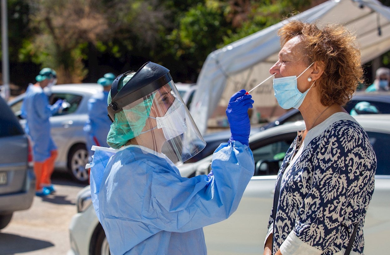 Baleares notifica 45 nuevos contagios, 61 altas y ningún fallecido este sábado Baleares notifica 45 nuevos contagios, 61 altas y ningún fallecido este sábado