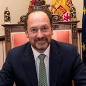 Desde que soy alcalde de Orihuela vengo sufriendo los más absurdos, y rocambolescos ataques de todo tipo Desde que soy alcalde de Orihuela vengo sufriendo los más absurdos, y rocambolescos ataques de todo tipo