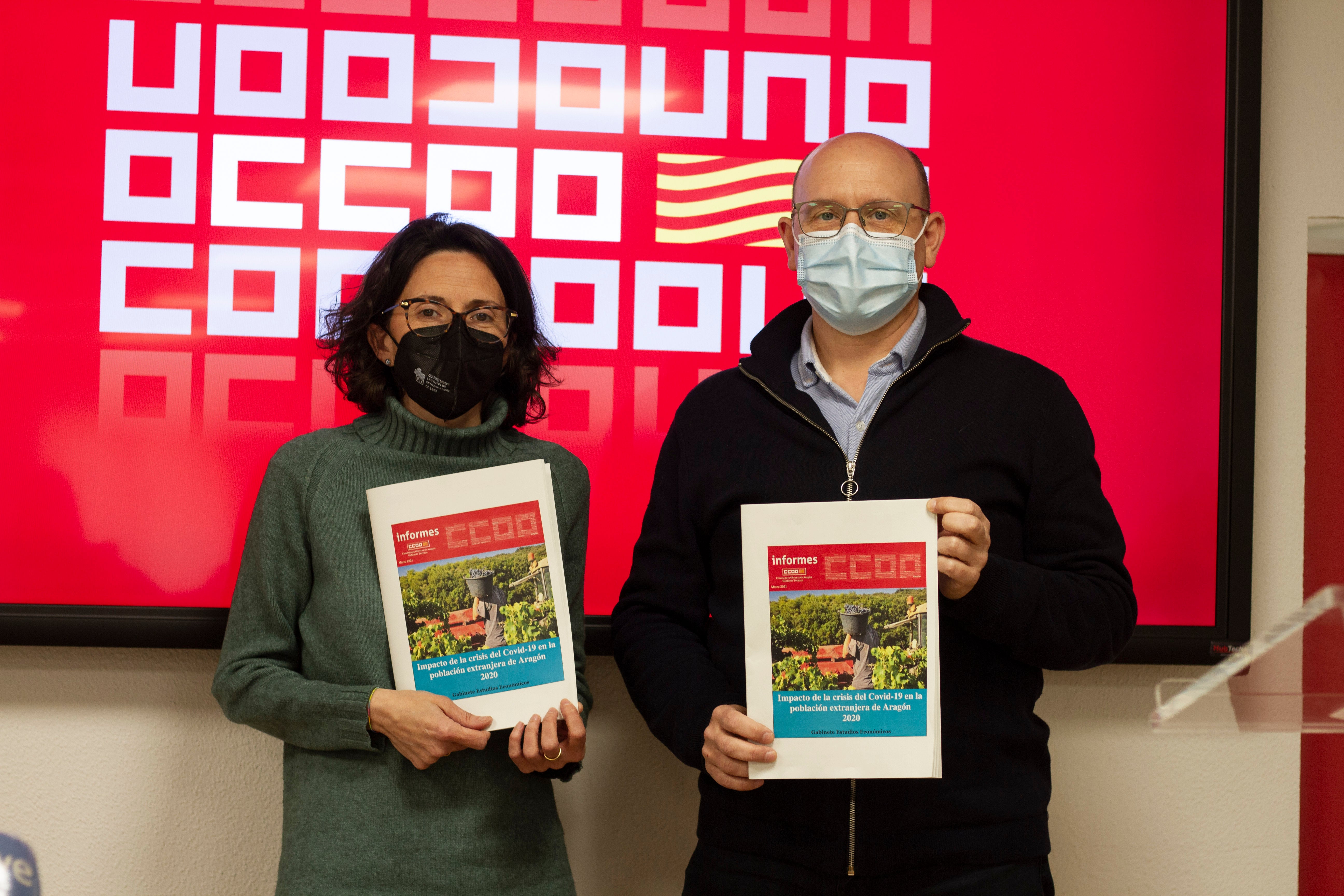 La pandemia agrava la situación de los extranjeros, con peores contratos y mayor tasa de paro La pandemia agrava la situación de los extranjeros, con peores contratos y mayor tasa de paro
