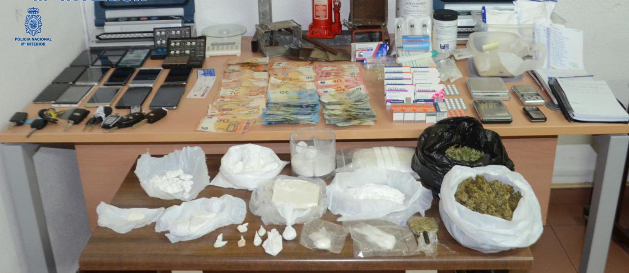Detienen 4 personas en Maó por tráfico de drogas y pertenencia a grupo criminal Detienen 4 personas en Maó por tráfico de drogas y pertenencia a grupo criminal