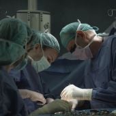• La cirugía mínimamente invasiva y endoscópica garantiza la rápida recuperación de los pacientes 