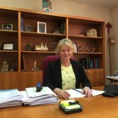 La alcaldesa de Albatera, Ana Serna, ha informado que el Ayuntamiento de Albatera ha conseguido no tener deuda 