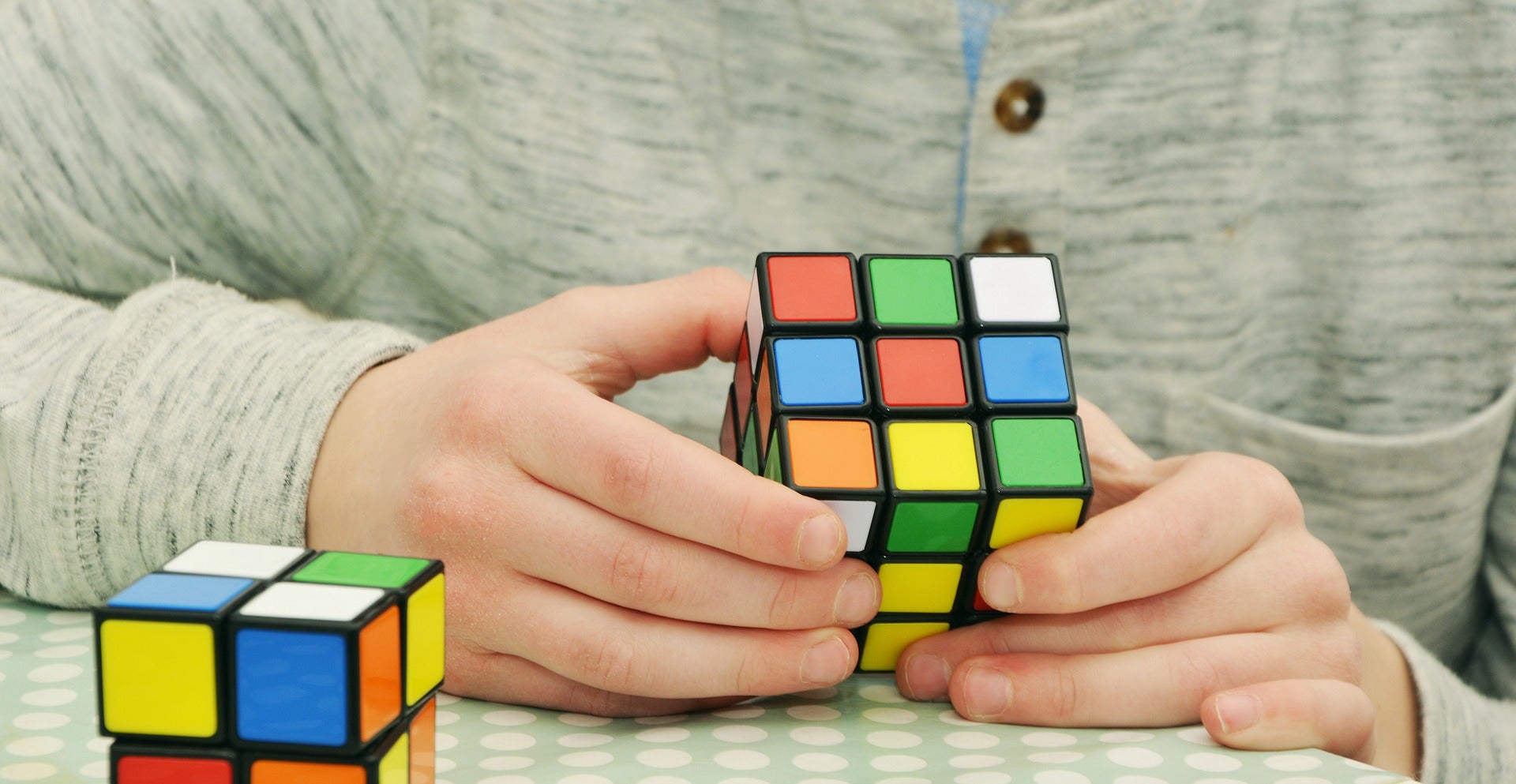 El cubo de Rubik: Un juego de origen comunista El cubo de Rubik: Un juego de origen comunista