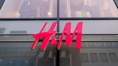 Logotipo H&M de una tienda