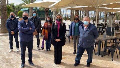 La vicealcaldesa, Mari Carmen Sánchez, con el sector de la hostelería, restauración y ocio La vicealcaldesa, Mari Carmen Sánchez, con el sector de la hostelería, restauración y ocio