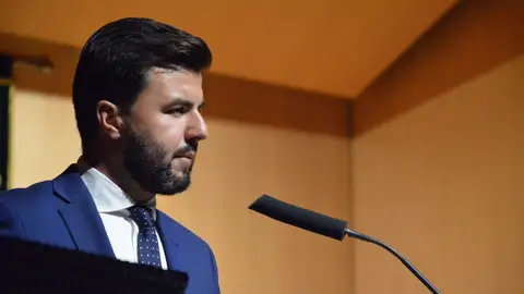 El vicealcalde y portavoz de Ciudadanos en Orihuela, José F. Aix ha declarado que su formación no va a realizar ningún movimiento político, ni va a reclamarle a Emilio Bascuñana su dimisión jose aix