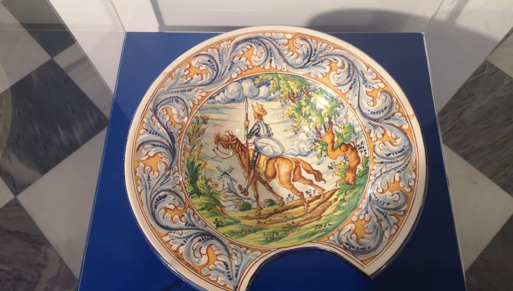 Una bacía que puede verse en la sala de Princesa Zaida