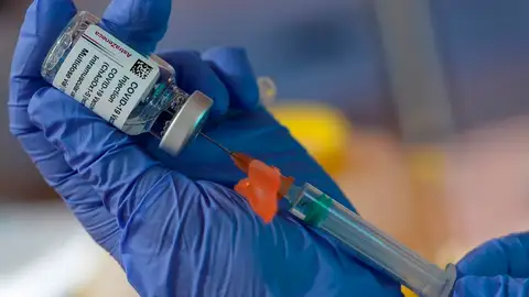 Antena 3 Noticias 1 (09-04-21) Francia administrará Pfizer o Moderna a las personas que hayan recibido una dosis de AstraZeneca Antena 3 Noticias 1 (09-04-21) Francia administrará Pfizer o Moderna a las personas que hayan recibido una dosis de AstraZeneca