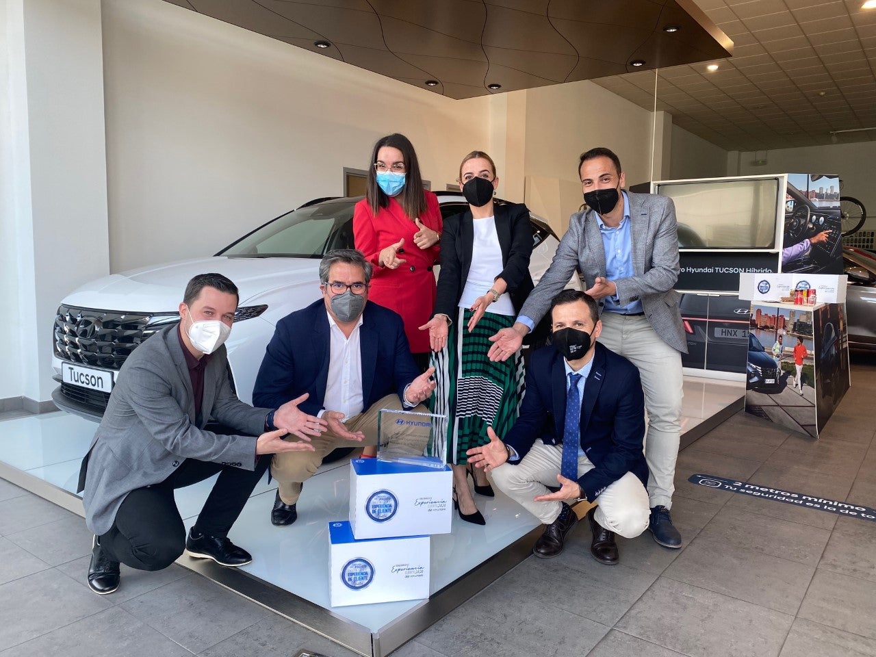 HYUPERSA - Mejor concesionario del año 2020 de España en EXPERIENCIA DE CLIENTES HYUPERSA - Mejor concesionario del año 2020 de España en EXPERIENCIA DE CLIENTES