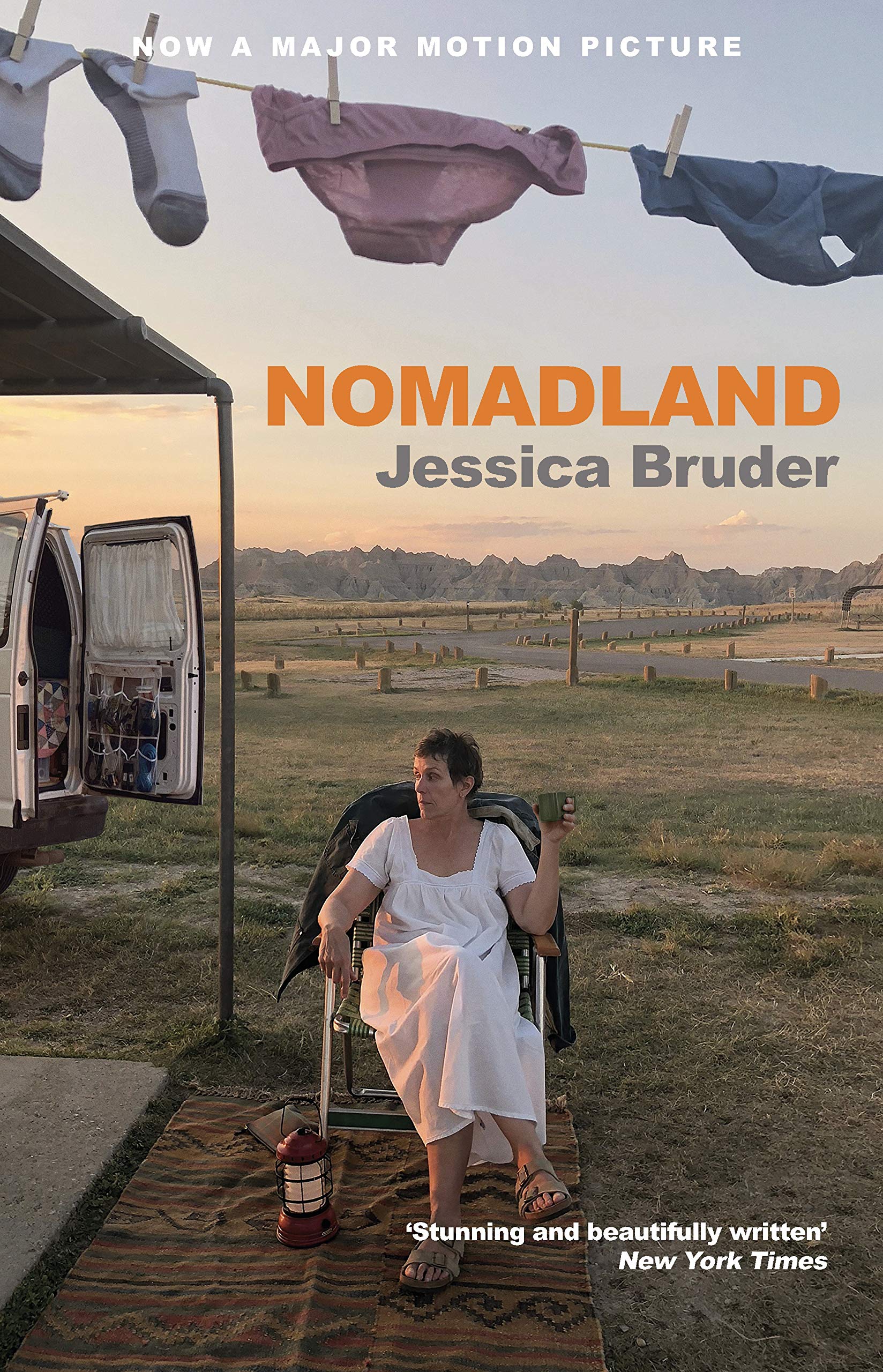 Simone Saibene achegóunos cunha afinada crítica ao filme "Nomadland" Simone Saibene achegóunos cunha afinada crítica ao filme "Nomadland"