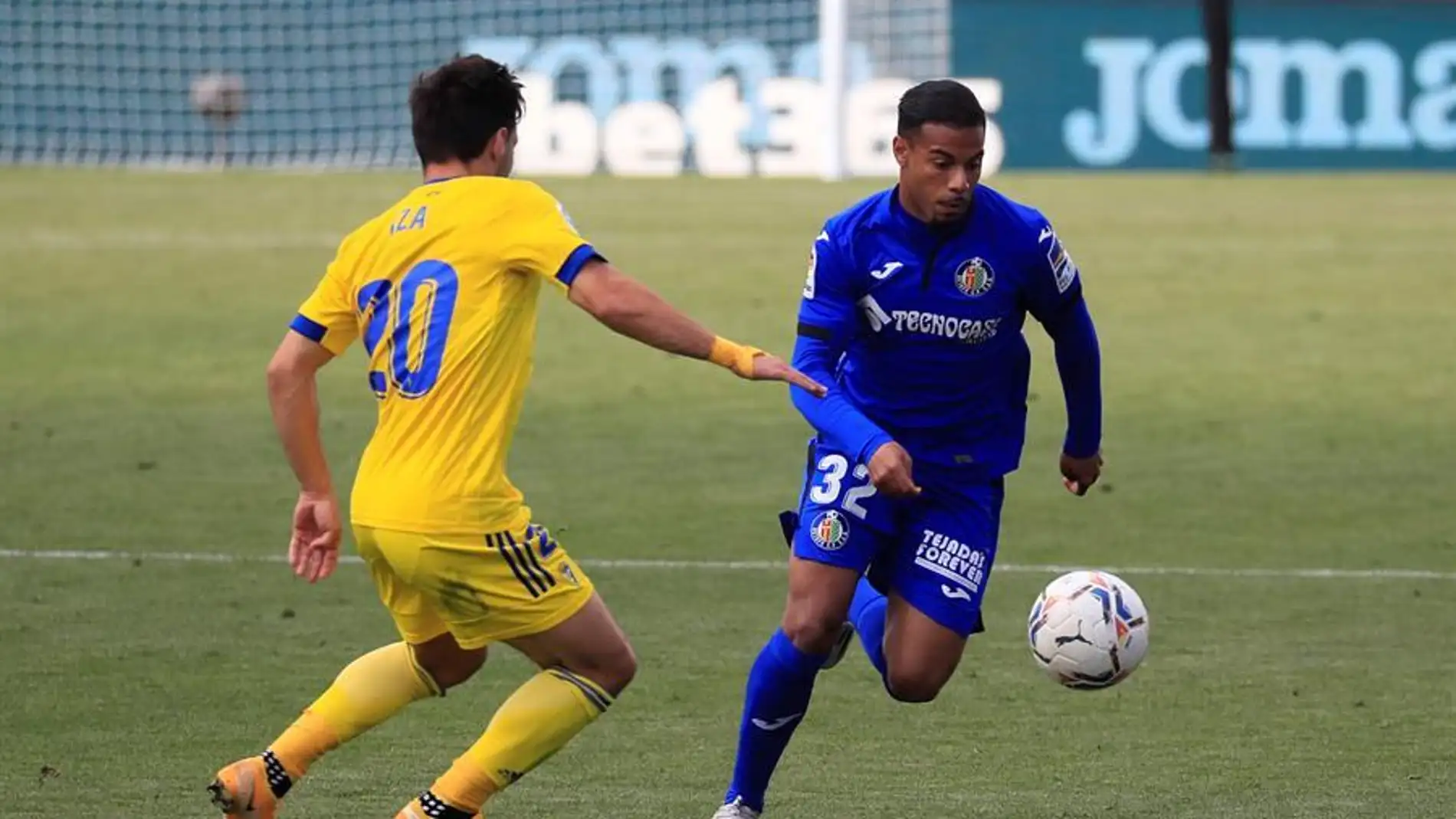 Getafe 0 - Cádiz 1: Un tanto de Timor en propia meta aleja al Cádiz del descenso