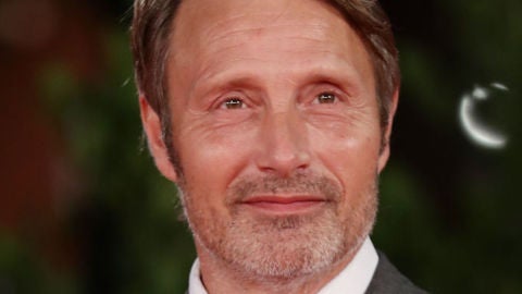 Mads Mikkelsen ens presenta "Otra ronda"