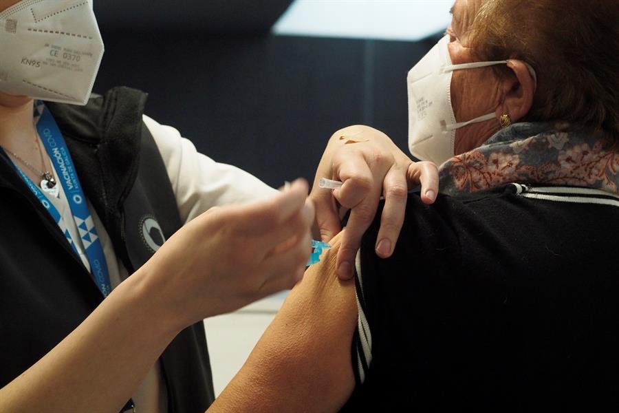 Restricciones y nuevas medidas en en Madrid, Cataluña, Extremadura, Comunidad Valenciana, Andalucía y últimas noticias del coronavirus en España hoy Restricciones y nuevas medidas en en Madrid, Cataluña, Extremadura, Comunidad Valenciana, Andalucía y últimas noticias del coronavirus en España hoy