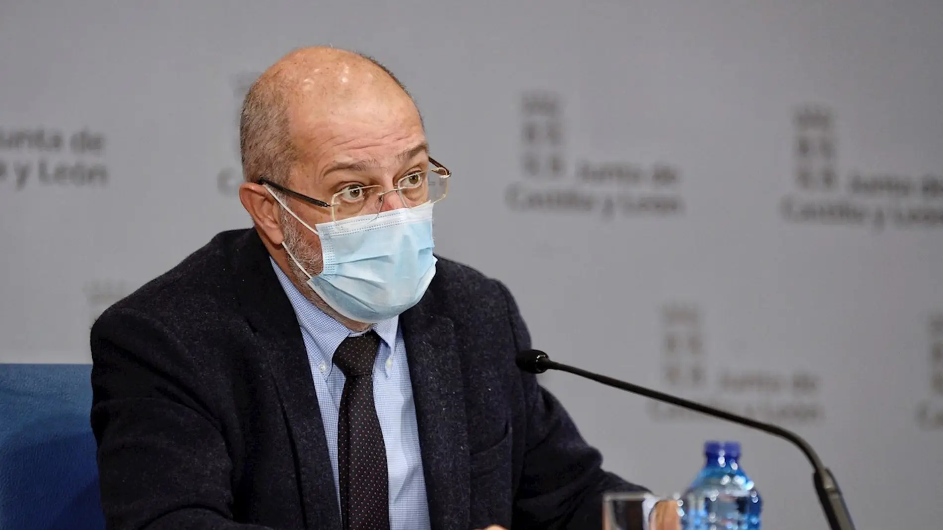 El vicepresidente y portavoz de la Junta de Castilla y León, Francisco Igea durante la rueda de prensa
