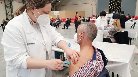 El SES comienza hoy la vacunación masiva en Cáceres El SES comienza hoy la vacunación masiva en Cáceres