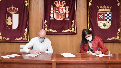 El Ayuntamiento contribuye al desarrollo de la actividad literaria de Aldaba El Ayuntamiento contribuye al desarrollo de la actividad literaria de Aldaba