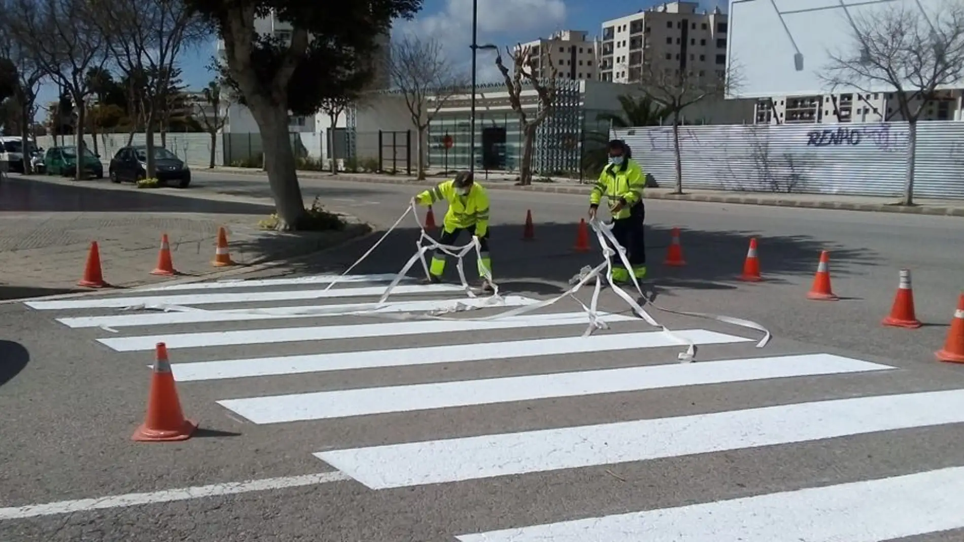 Mejoras y renovación de la señalización en 15 calles de Vila