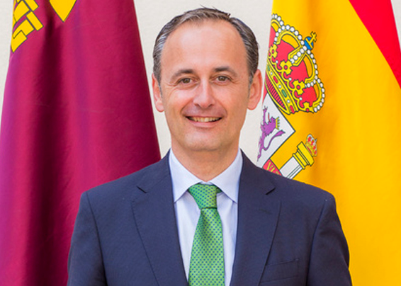 Dimite por motivos personales el consejero Javier Celdrán Dimite por motivos personales el consejero Javier Celdrán