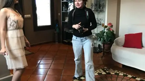 Eva Tirado en una sesión de fotos en Casa Rural Las Abiertas Eva Tirado en una sesión de fotos en Casa Rural Las Abiertas