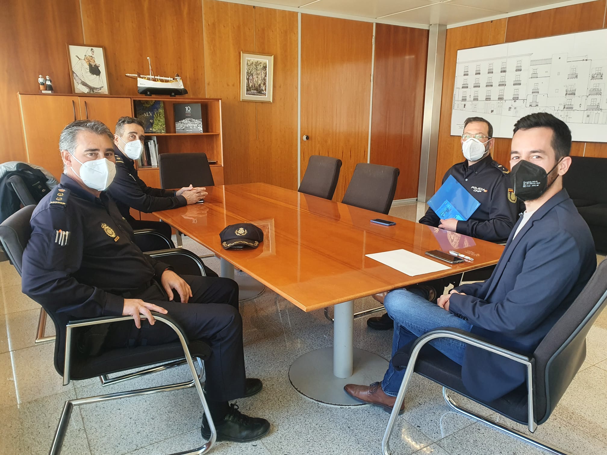 El Consell d’Eivissa y la Policía Nacional colaborarán en iniciativas de Participación Ciudadana El Consell d’Eivissa y la Policía Nacional colaborarán en iniciativas de Participación Ciudadana