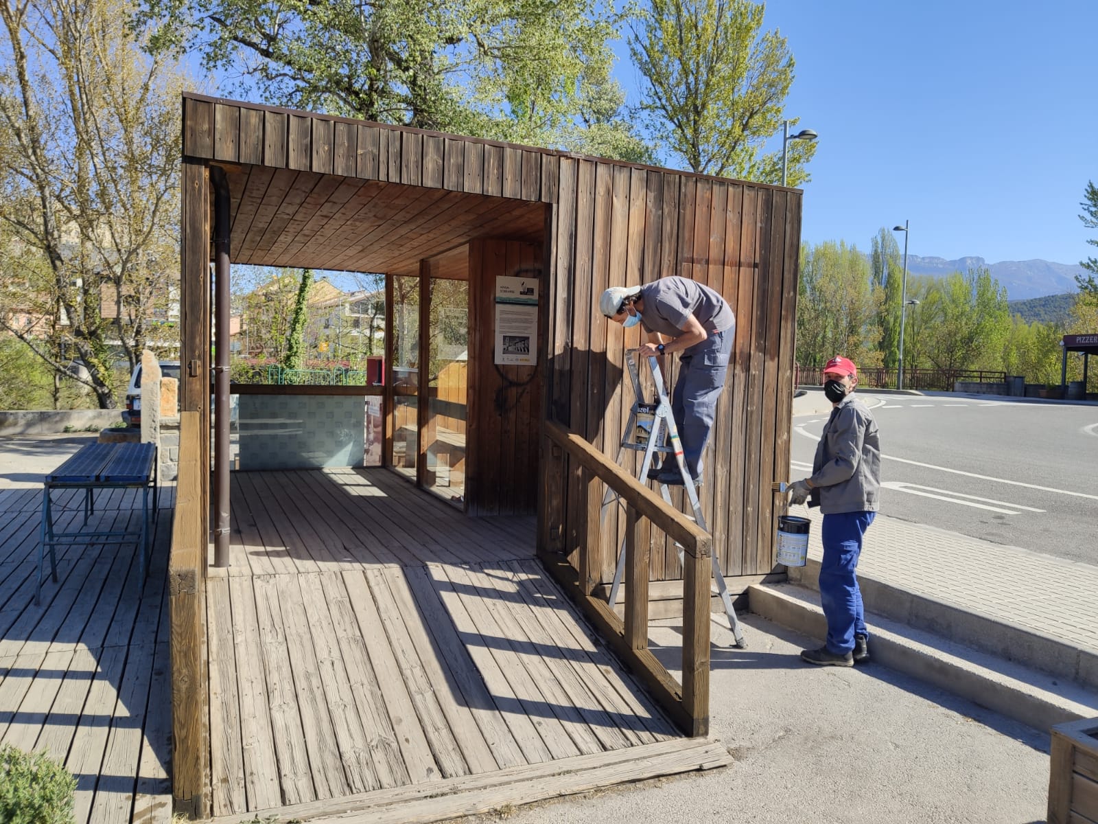 El Ayuntamiento de Aínsa estudia aumentar los plazos de los contratos El Ayuntamiento de Aínsa estudia aumentar los plazos de los contratos