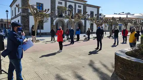 Reclaman gratuidad transporte escolar. Reclaman gratuidad transporte escolar.