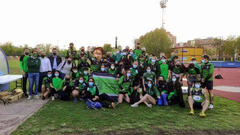 Equipo masculino y femenino del club Ajalkal&aacute;